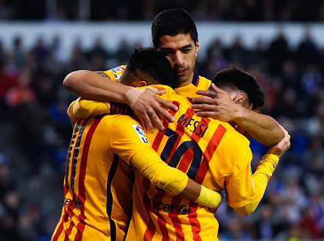 הטריו שוב מתפקד