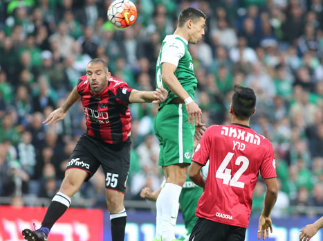 אזמי עדיין לא מצליח להשפיע על המשחק&nbsp;(יוסי שקל)