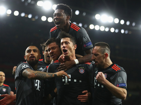 ולבנדובסקי עושה את זה, <STRONG>1:1</STRONG>. זה נראה גמור