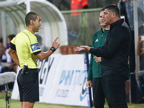 <STRONG>זה היה באוויר. יובל נעים הורחק ע``י לירן ליאני (דני מרון)</STRONG>