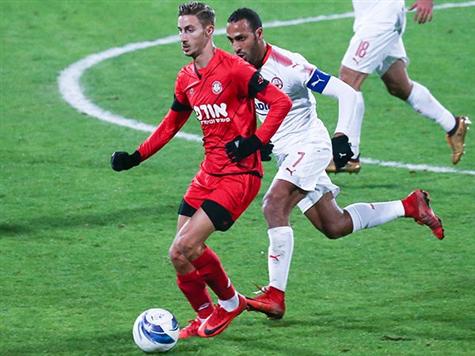 נכנס כמחליף. חזיזה (דני מרון)