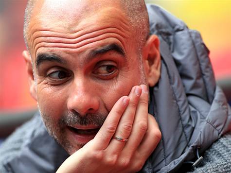 פפ גווארדיולה זכה עד כה באליפות אנגליה, גביע הליגה ובמגן הקהילה. האם הערב הוא יוסיף גם זכייה ראשונה בגביע האנגלי? (Getty)