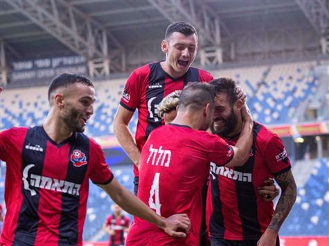 חגיגה אדומה בסמי עופר. (מאור אלקסלסי)