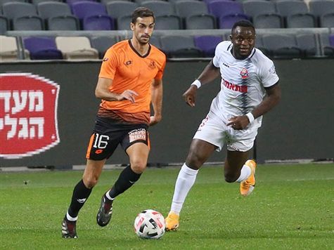 <P>עמית כהן ובני יהודה יקלו מעט על המשימה של אבוקסיס עם ניצחון?</P>
<P>(אודי ציטיאט)</P>