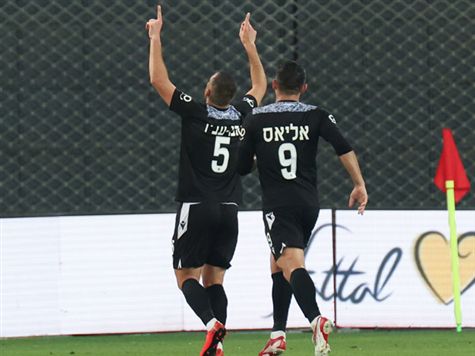 ממש כמו פעם: הפועל ת``א המשיכה במומנטום עם 0:1&nbsp;קטן. מנגד, ב``ש ממשיכה להתרסק, כשרוני לוי עדיין מחפש ניצחון בכורה. (דני מרון)