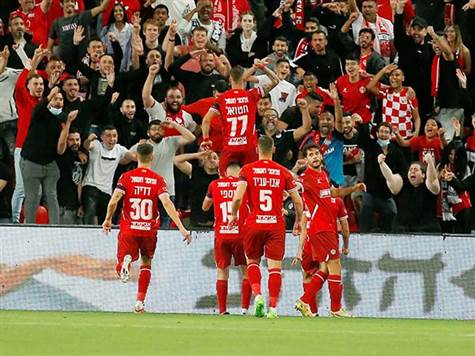 <STRONG>איזו פתיחה למשחק!! רותם חטואל מעלה את הפועל ב``ש ל-0:1 מוקדם!! (אלן שיבר)</STRONG>