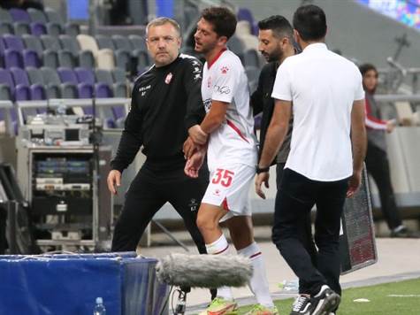 בריירו יורד מהמגרש אחרי עהאדום (אודי ציטיאט)