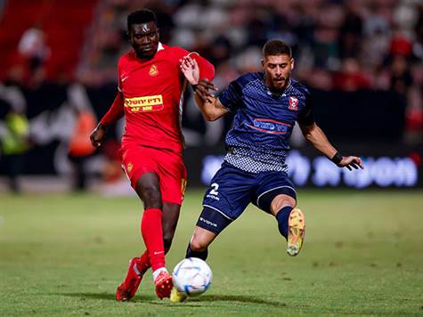 עדיין ללא מצבים אמיתיים במחצית השנייה (מאור אלקסלסי)