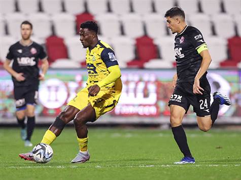 מגמה מעורבת כרגע בגרין, שתי הקבוצות עוד לא הגיעו למצב ממשי מול השער (צילום: מאור אלקסלסי)