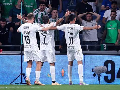 מכבי בני ריינה תגיע למשחק אחרי עוד רגע שיא בעונה - אחרי שהעפילה לפלייאוף העליון, היא ניצחה במחזור הראשון 1:2 את מכבי חיפה בסמי עופר. הערב היא תפגוש עוד קבוצה גדולה - ותנסה לאתגר אותה באותה הצורה&nbsp;(צילום: מאור אלקסלסי)