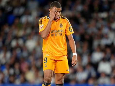 אמבפה בעט לא מספיק טוב למרכז השער, הכוכב הצרפתי לא מספיק חד.&nbsp;