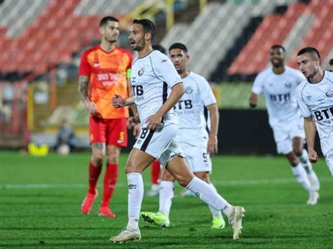 המשחק האחרון בין הקבוצות הסתיים ב-1:1. כך זה נראה >>><br />