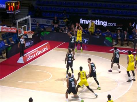 <strong>פתיחה מגומגמת של מכבי, אבל ריימן צלף מעבר לקשת >></strong>