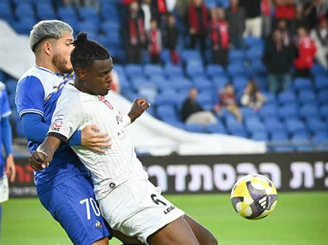 עשר דקות של כדורגל מאחורינו (ברני ארדוב)