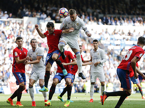 להזכירם, ראמוס כבש עוד במחצית הראשונה. הנה רגע ההתרוממות
