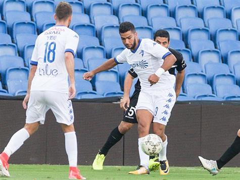 היחיד שמנסה. גוזלן (עודד קרני)