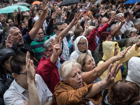 הקטלונים דורשים משאל עם ועצמאות (getty)