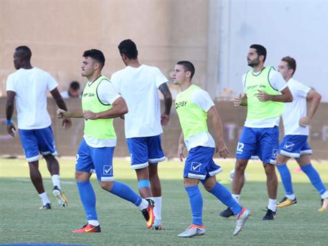 אסור לעכו להפסיד (יוסי שקל)