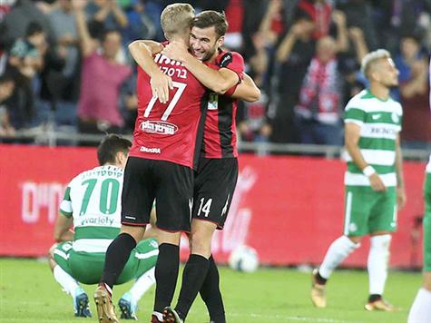 זאת תהיה הפעם השלישית העונה שהשתיים נפגשות. בליגה, הפועל חיפה ניצחה 0:1 בעוד במשחק הראשון בגביע האדומים הצליחו להשיג 2:2 מדהים ולהשיג יתרון של שני שערי חוץ לקראת המשחק הערב. איך זה ייגמר הפעם?