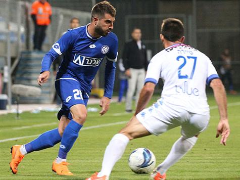 גוזלן רק נכנס וכבר היה מעורב במהלך מסוכן, אבל סגירה אלכסונית של שי חדד מנעה מצב מסוכן של המארחת (אנצ`ו גוש, סוכנות ג`יני)