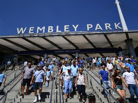 האווירה מתחממת בוומבלי (GETTY)