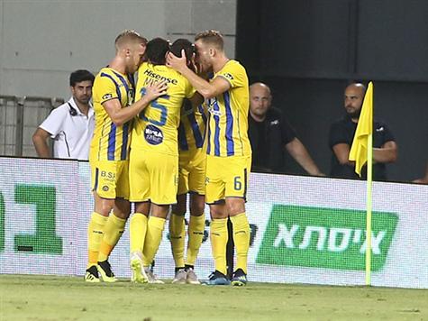 בקלילות, מכבי ת``א בדרך לגמר גביע הטוטו (אלן שיבר)