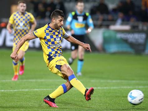 מאז פתיחת העונה אנחנו רואים מכבי ת``א הרבה יותר דומיננטית, שגם מתקרבת יותר ויותר לשער (צילום: אלן שיבר)