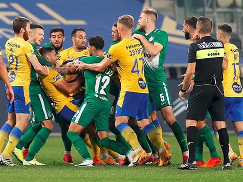 מכבי חיפה יודעת שאסור לה לאבד נקודות במאבק האליפות, כשהיא מקדימה את מכבי ת``א בשתי נקודות (אלן שיבר)