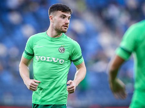 <P>אוהדי מכבי חיפה, יתכן ותזכו לצפות הערב לראשונה בראיין סטריין. המגן הימני האוסטרלי נכלל בסגל הירוקים ועשוי לקבל דקות ראשונות במשחק רשמי (צילום: מאור אלקסלסי)</P>