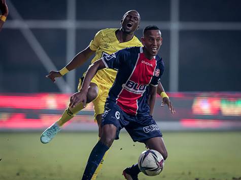 למרות החיסרון המספרי של בית``ר, משחק שקול עד כה (מאור אלקסלסי)