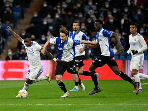 ריאל ממשיכה ללחוץ (Getty)