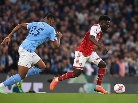 <P>אחרי ארבעה משחקים ללא ניצחון, כולל תבוסה במשחק העונה, ארסנל פשוט לא יכולה להרשות לעצמה להפסיד נקודות נוספות, ורוצה לחזור לפסגה על חשבון מנצ`סטר סיטי (Getty)</P>
<P>&nbsp;</P>