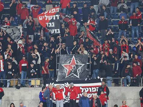 1,331 אוהדים בטדי, מתוכן 1,067 של המקומיים (ברני ארדוב)
