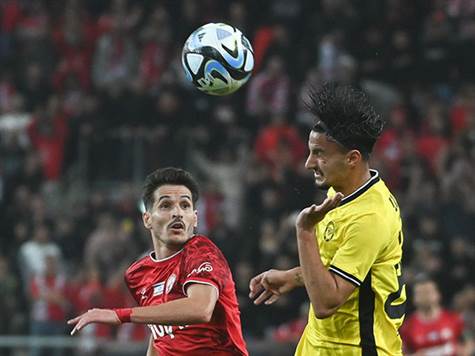 נתניה רוצה שוויון, ב``ש נאחזת ביתרון - אבל נחלשה מאוד (צילום: ברני ארדוב)