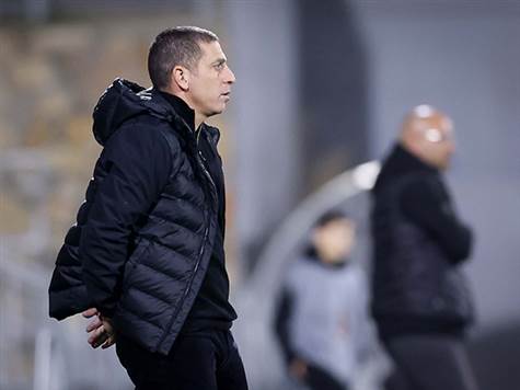 באר שבע עם פתיחה לא טובה למחצית. בעיקר נראה שחסר לקבוצה של קוז'וך אנרגיה. מה המאמן יעשה? (מאור אלקסלסי)