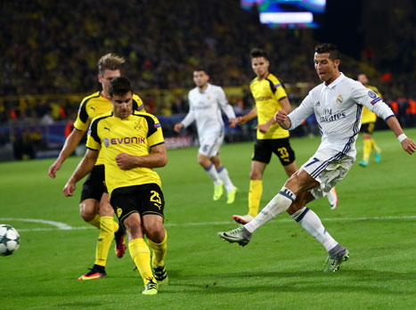 באופן קבוע, מפגשים בין ריאל מדריד לדורטמונד מספקים לא מעט הנאה ובעיקר הרבה שערים ונקווה שגם הפעם. הנה תקציר האירועים מהמשחק האחרון בין הקבוצות. צפו >