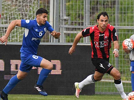 <STRONG>רשום על ההרמה שהובילה לשער. שיימן (צילום: אנצ`ו גוש)</STRONG>