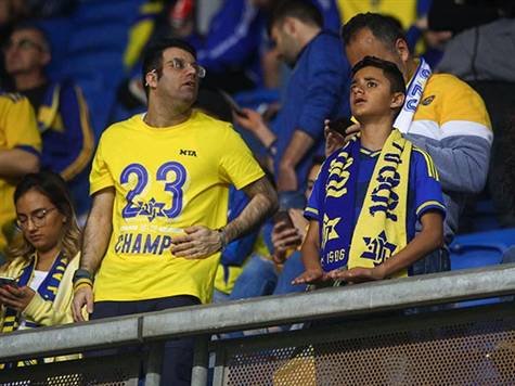 הכל מוכן לשריקת הפתיחה (צילום: אלן שיבר)