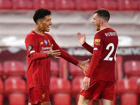 המשחק הזה נגמר! 3:5 גדול לליברפול על צ`לסי!!! ועכשיו... להנפה! (GETTY)