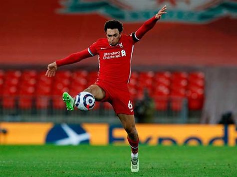 ליברפול מנסה בכל כוחה למצוא את הרשת בדקות אלו, אך לא מצליחה לייצר מצבים מסוכנים ליד השער של מנדי (Getty)