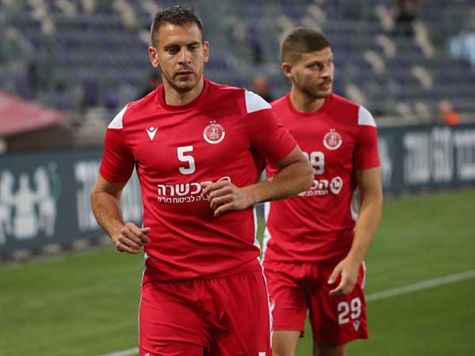 איעד אבו עביד. יפתח במרכז ההגנה של ניר קלינגר (אודי ציטיאט)