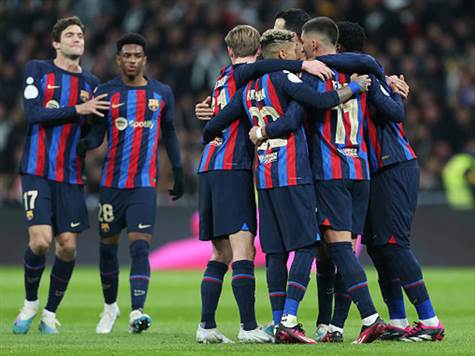 ברצלונה משיגה מקדמה חשובה לקראת הגומלין לאחר 0:1 על ריאל מדריד במשחק הראשון בחצי גמר הגביע. אדר מיליטאו (עצמי) כבש את השער היחיד