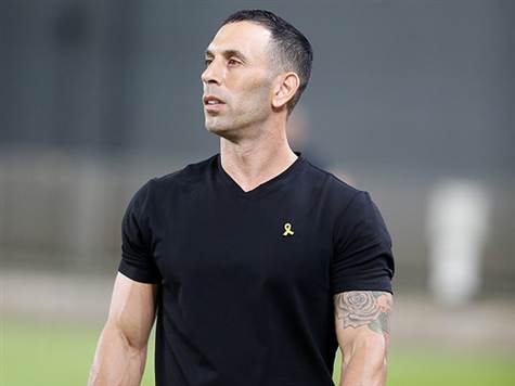 עבור אסף נמני מדובר בהופעת בכורה מחודשת על הקווים כמאמן חדרה, כאשר קבוצתו מדורגת במקום האחרון בטבלה (אלן שיבר)