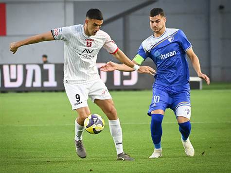 חצי שעה שקטה מאחרוינו (ברני ארדוב)