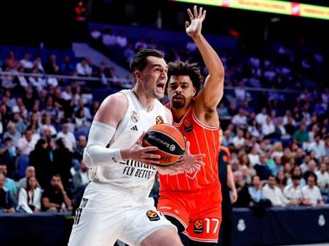 <strong>צפו בתקציר המחצית</strong>