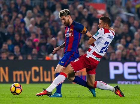 הניצחון העלה את בארסה למקום השני בטבלה על חשבון סביליה והיא רחוקה 2 נקודות מהיריבה מושבעת, ריאל מדריד. מנגד, עומר אצילי לא שותף במדי גרנאדה שממשיכה להסתכל על הליגה מלמטה עם הפסד חמישי ב-6 המשחקים האחרונים.