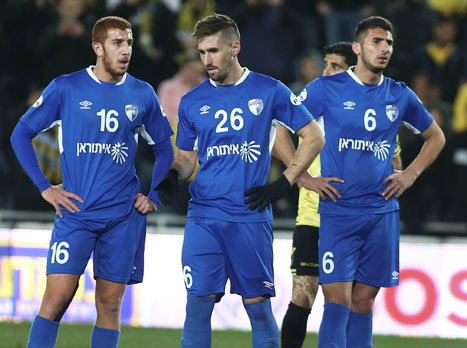 <STRONG>קרית שמונה בהלם. קשטן חייב להעיר את החניכים שלו (אלן שיבר)</STRONG>