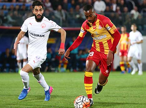 אינברום לפני ביטון. הקצב עלה בדקות האחרונות (צילום: דני מרון)