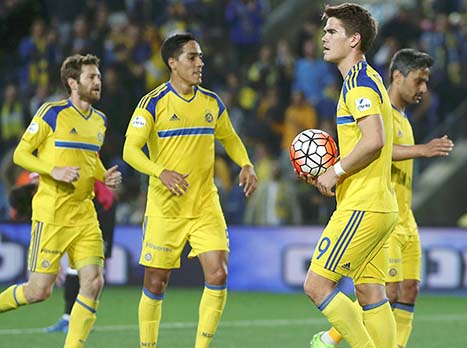 0:1 לצהובים בהפסקה (אלן שיבר)