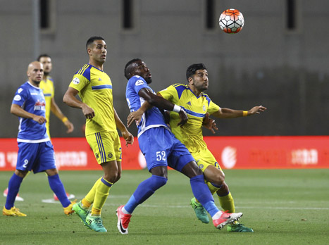 מחצית במושבה. 0:0. מי תעלה ראשונה על הלוח? טקבקו!